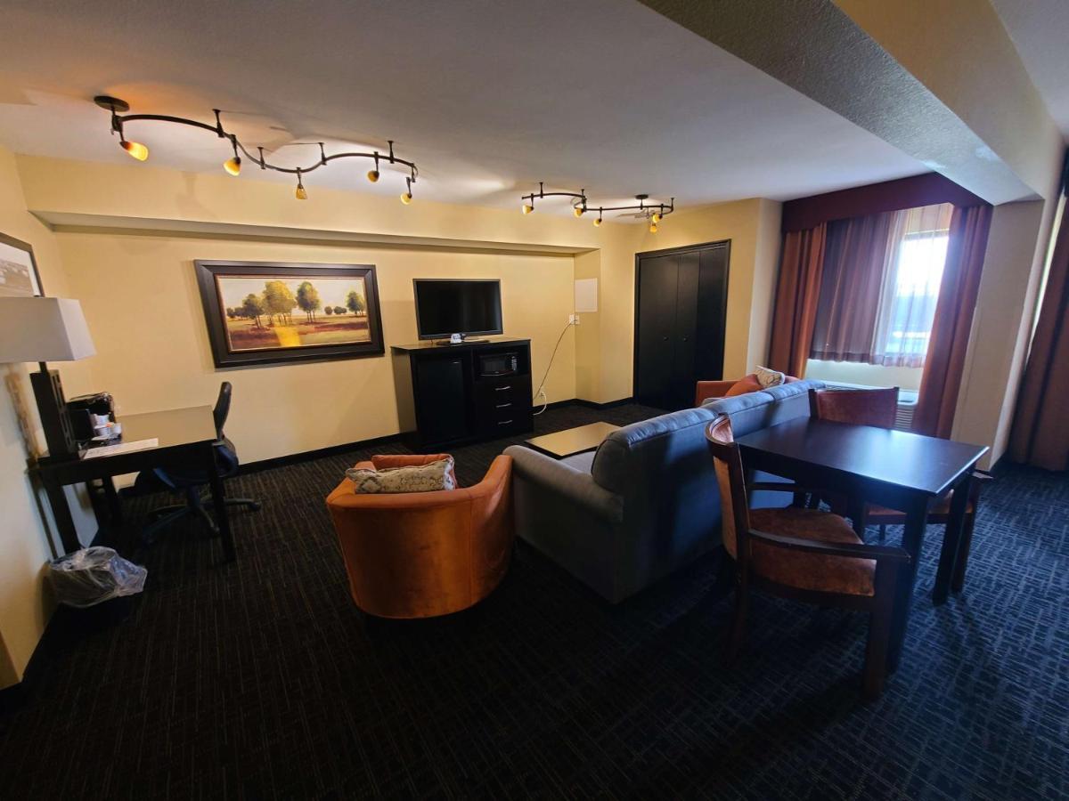 Best Western Plus North Platte Inn & Suites Exteriör bild